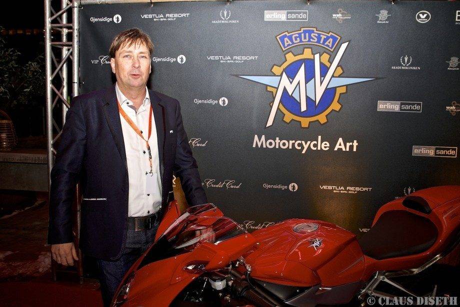 Frank Rølsåsen hos MV Agusta-importør Erling Sande, var blid som ei lerke under torsdagens lansering av det italienske mc-merket.